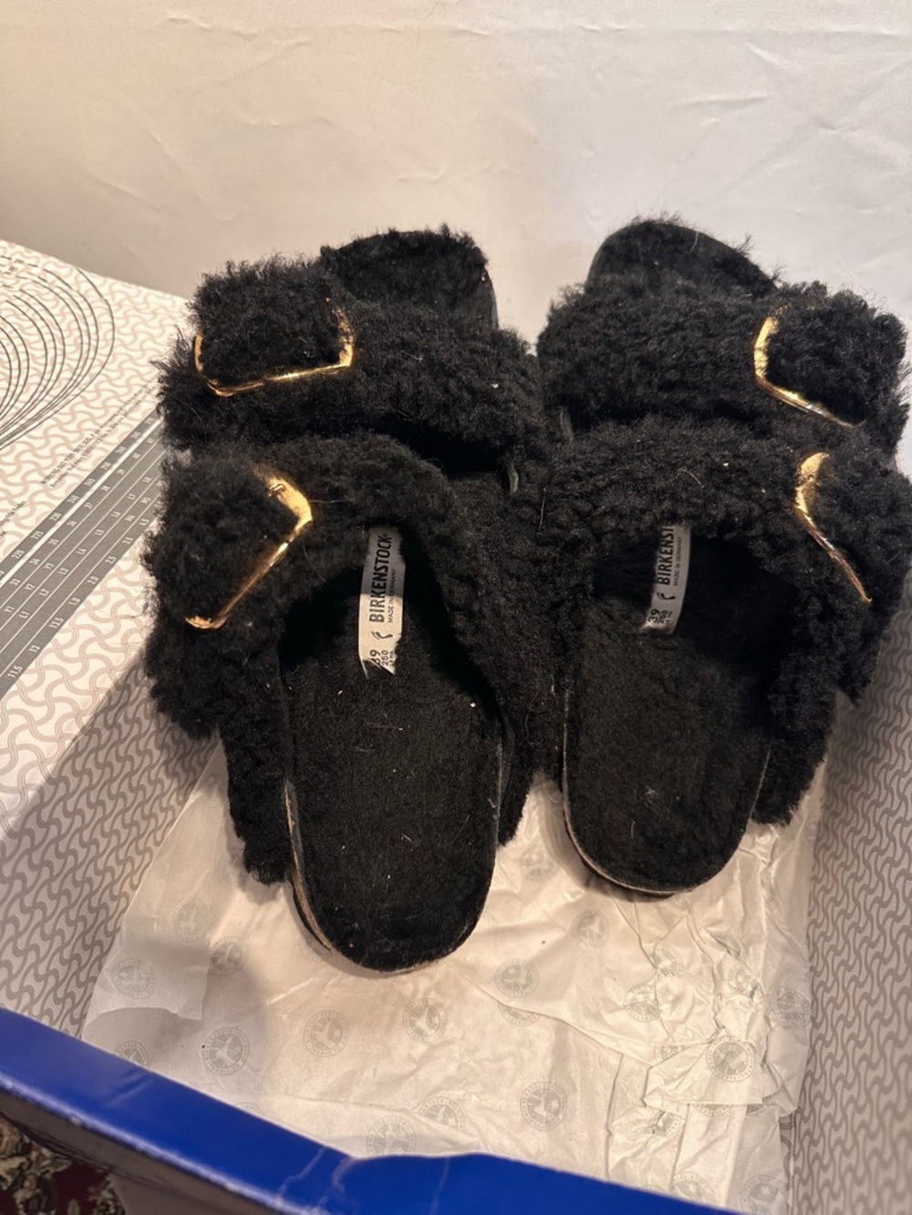 NWT Birkenstock Arizona Big Buckle Teddy Shearling Slip On Sandals - Picture 3 of 7